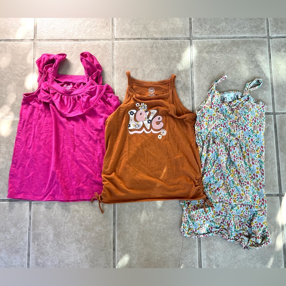 Girls’ clothing lot — 3 tops/dress Size 8/10 & 10/12 Cat & Jack, Wonder Nation